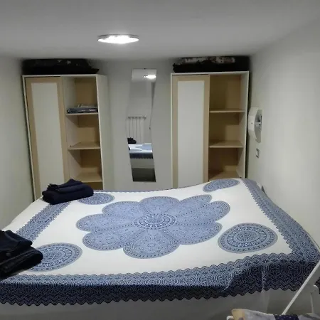 Bilocale Con Il Mare Dentro *