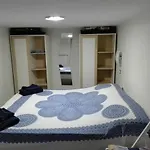 Bilocale Con Il Mare Dentro *